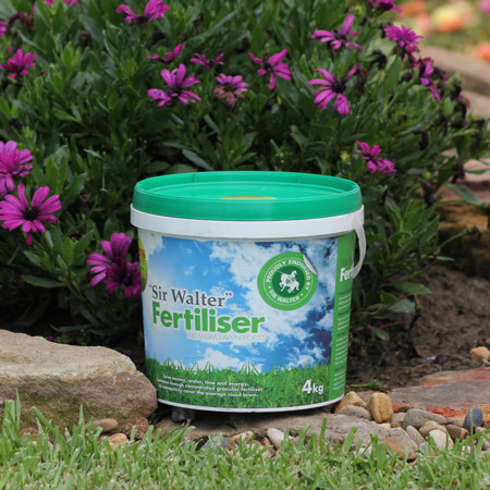 Sir Walter Fertiliser 4kg<br />(160 - 200m²) 2 Sir Walter Fertiliser 4kg